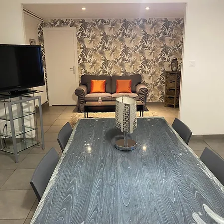 Le Mathiez Apartamento *