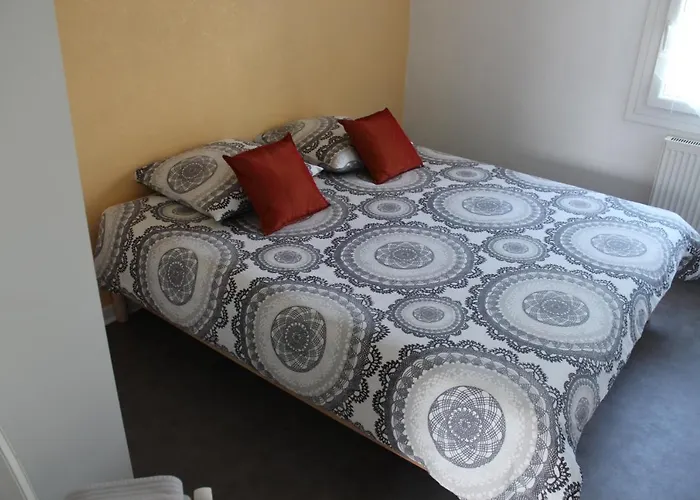 Le Mathiez Апартаменты *